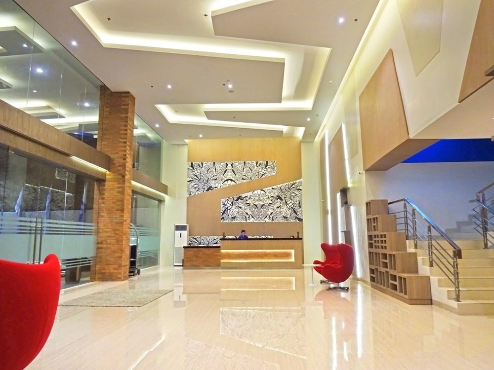 Hotel 88 Itc Fatmawati Jakarta By Wh Exterior foto